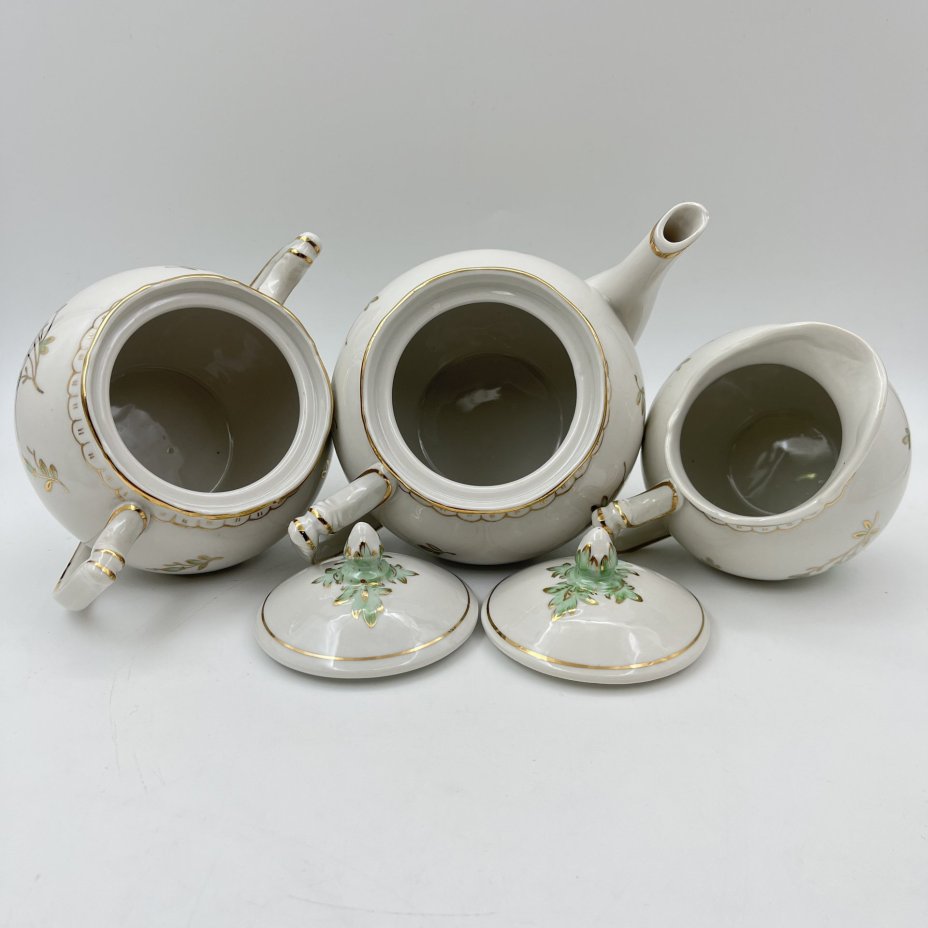 Сервиз чайный "Барбарис" (зеленый) на 5 персон (13 предметов), автор Е. П. Смирнов