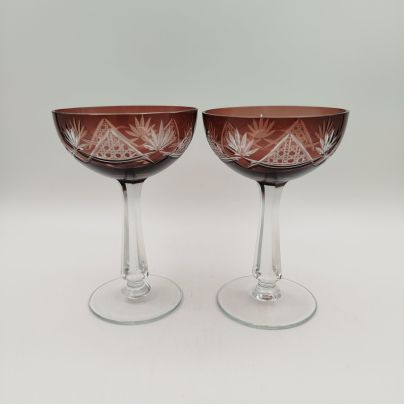 Набор из двух креманок марганцевого цвета с резным декором, стекло, алмазная грань