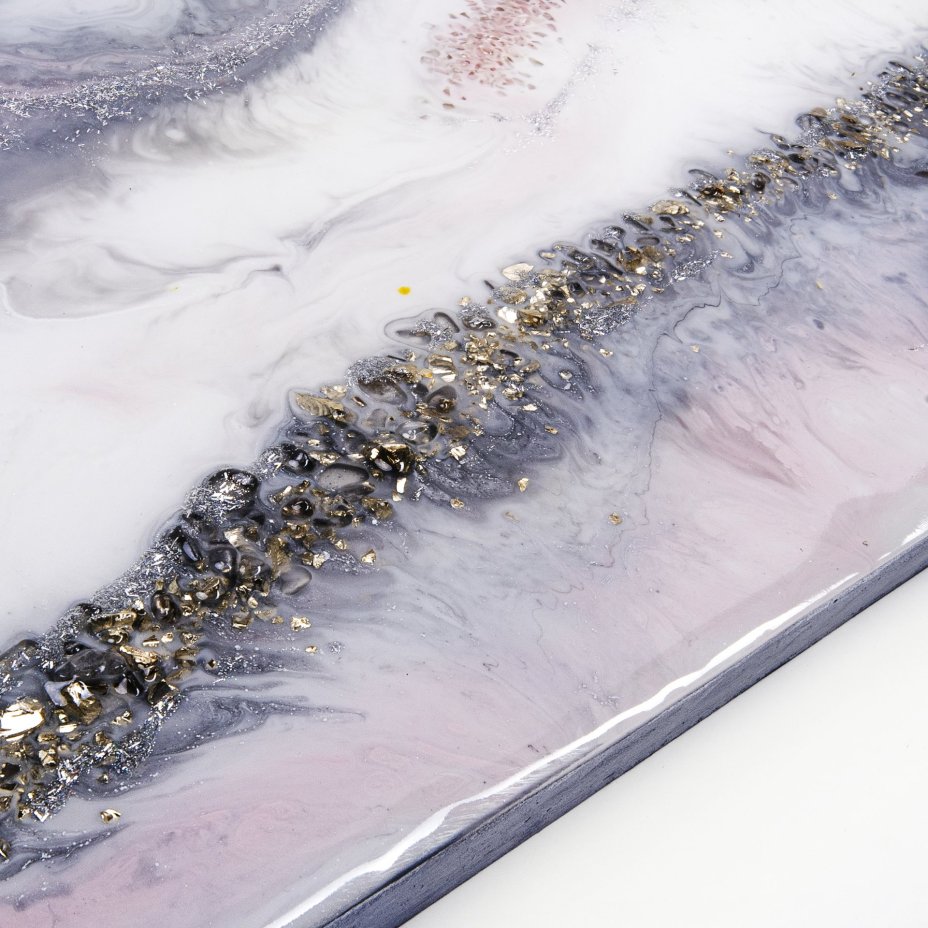 Панно настенное в нежных тонах,  авторская ручная работа в технике Resin Art, глянцевое 3D покрытие, натуральный камень, Россия, 2021 г.