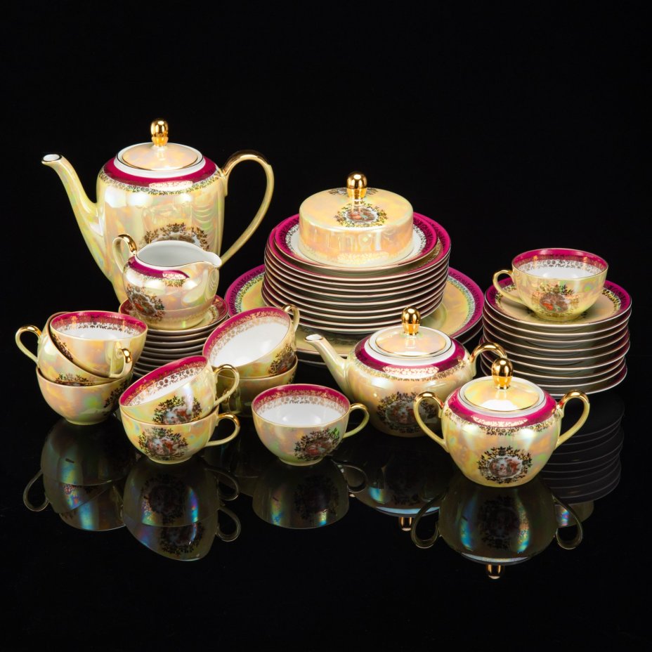 Сервиз чайный "Мадонна" на 9 персон (43 предмета), фарфор, деколь, люстр, золочение, Fortuna Eisenberg, ГДР, 1960-1973 гг.