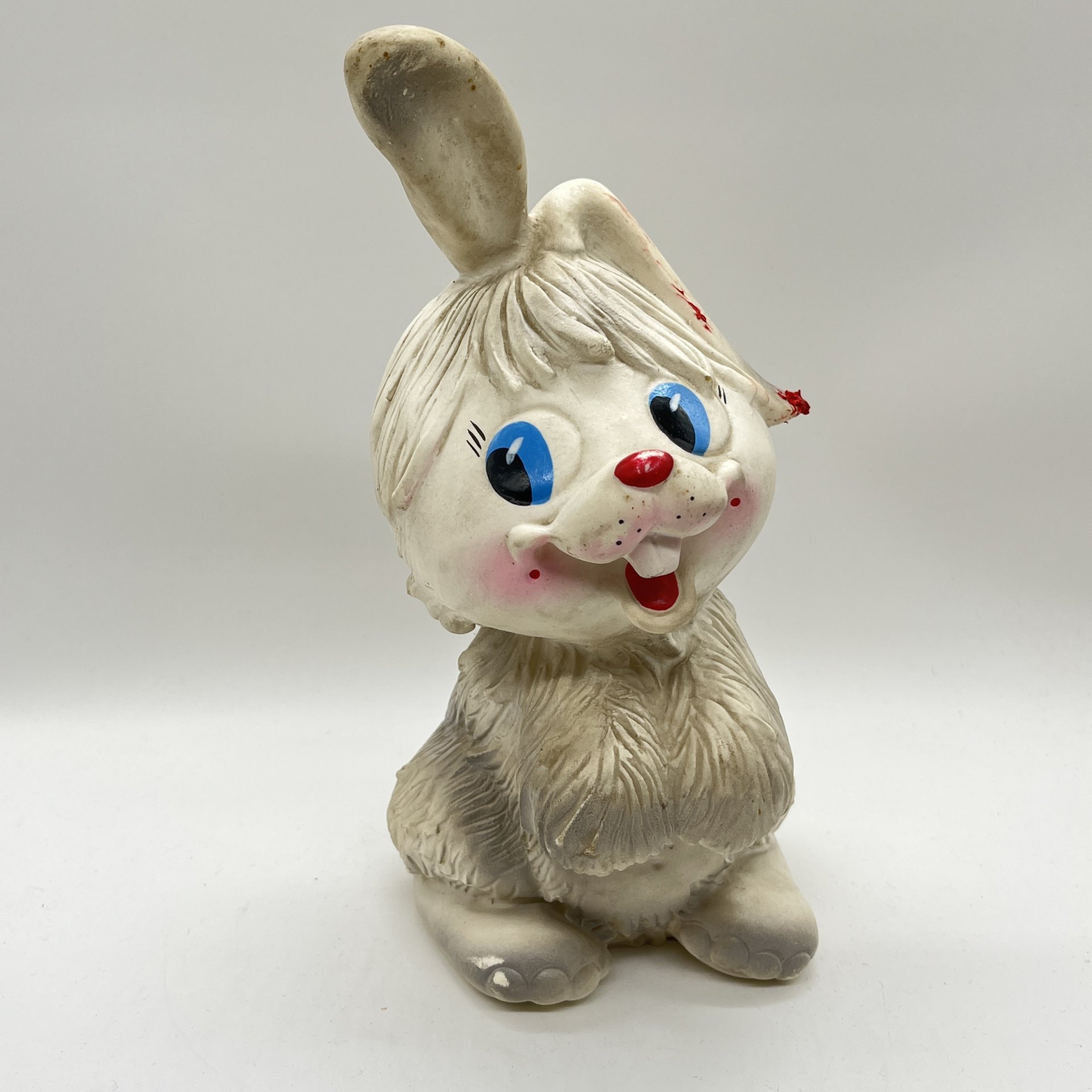 Статуэтка (детская игрушка) "Заяц", резина, роспись, СССР, 1960-1980 гг.