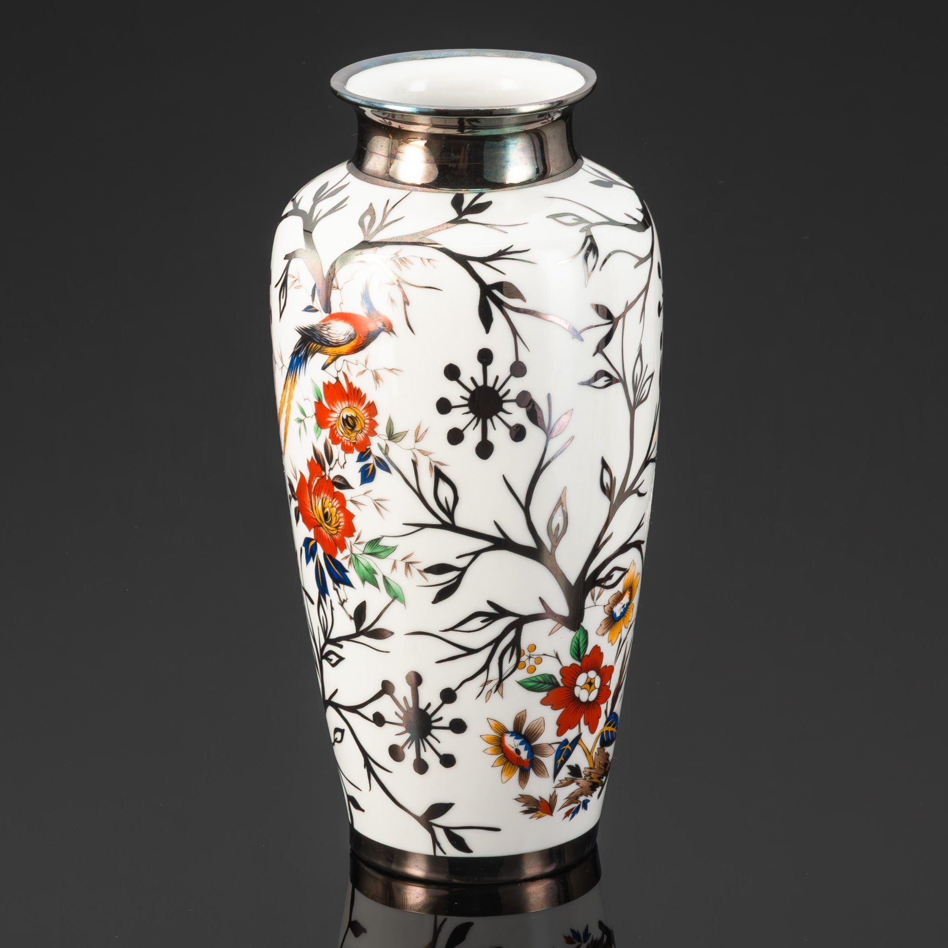 Ваза c cеребряным покрытием, украшенная изображением цветов и птиц, Bohemia JN Barcelona, фарфор, деколь, "silver overlay", Испания, 1960-1980 гг.