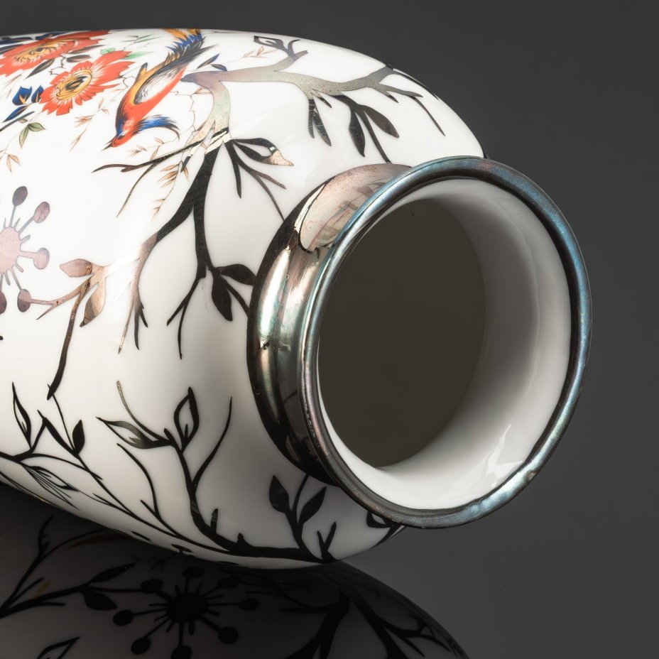 Ваза c cеребряным покрытием, украшенная изображением цветов и птиц, Bohemia JN Barcelona