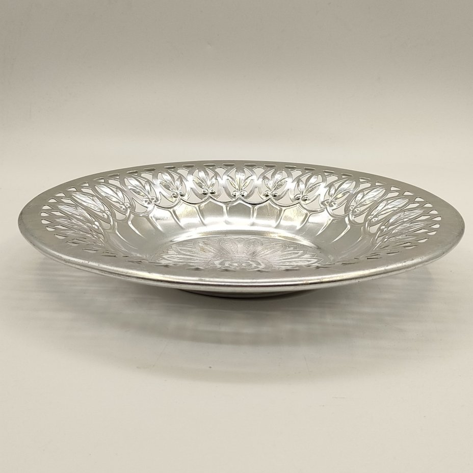 Сухарница (конфетница) с ажурным бортом, Нововятский механический завод