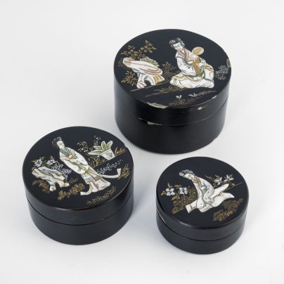 Набор из трех шкатулок, папье-маше, перламутр, кость, золочение, Китай, 1950-1960 гг.