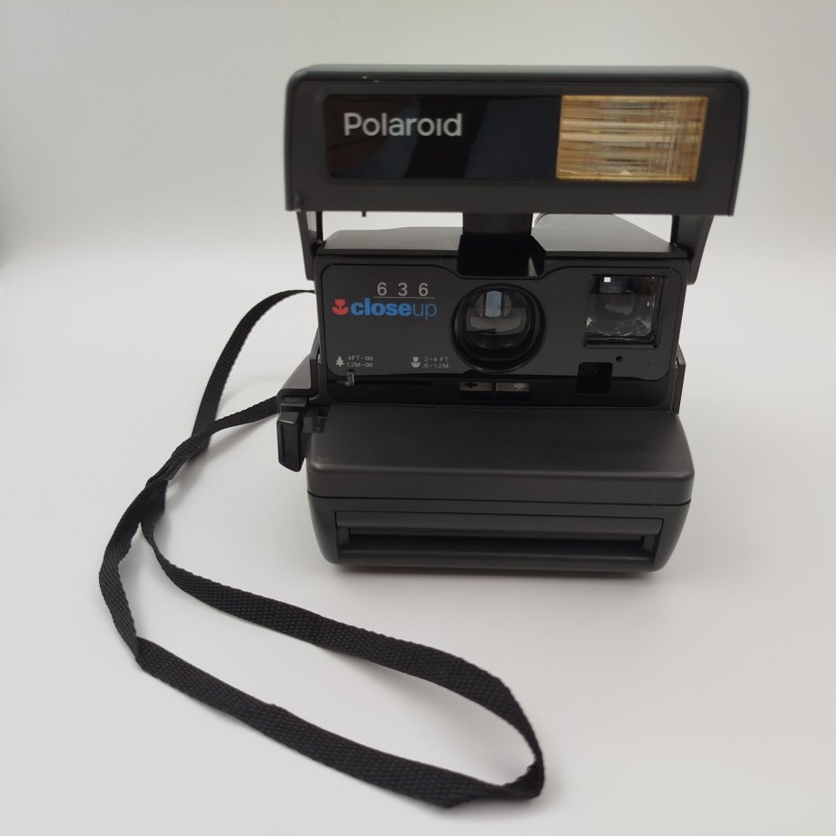 Фотоаппарат мгновенной печати "Polaroid 636 Close Up" в оригинальной коробке, пластик, картон, Polaroid, Великобритания, 1990-1994 гг.
