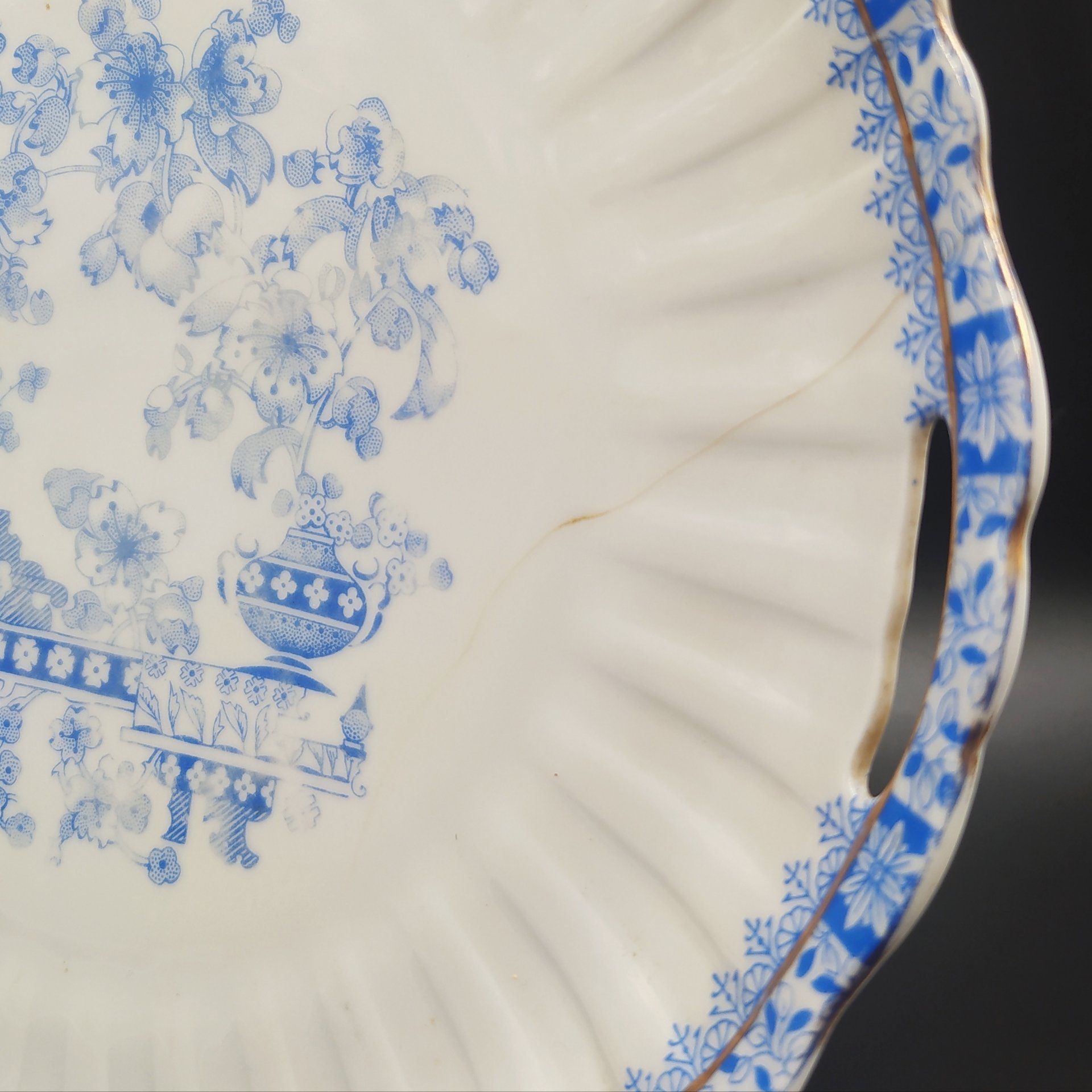 Блюдо в стиле шинуазри, China Blau Rosslau, фарфор, деколь, золочение, Германия, 1900-1950 гг.