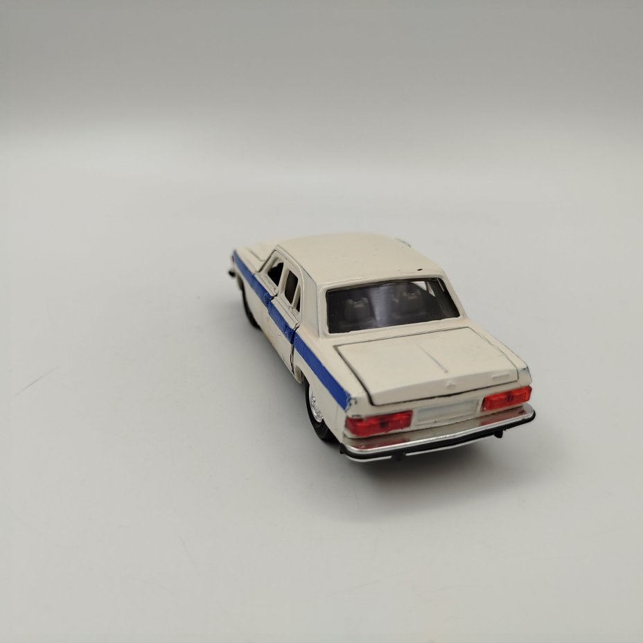 Модель автомобиля "ГАЗ 3102" (Волга), металл, пластик, СССР, 1980-1990 гг.