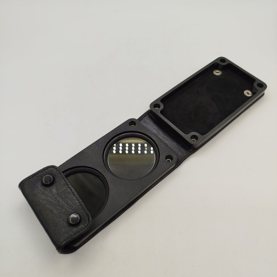 Набор из двух светофильтров в родном футляре, металл, стекло, кожа, пластик, Красногорский механический завод (КМЗ), СССР, 1970-1990 гг.