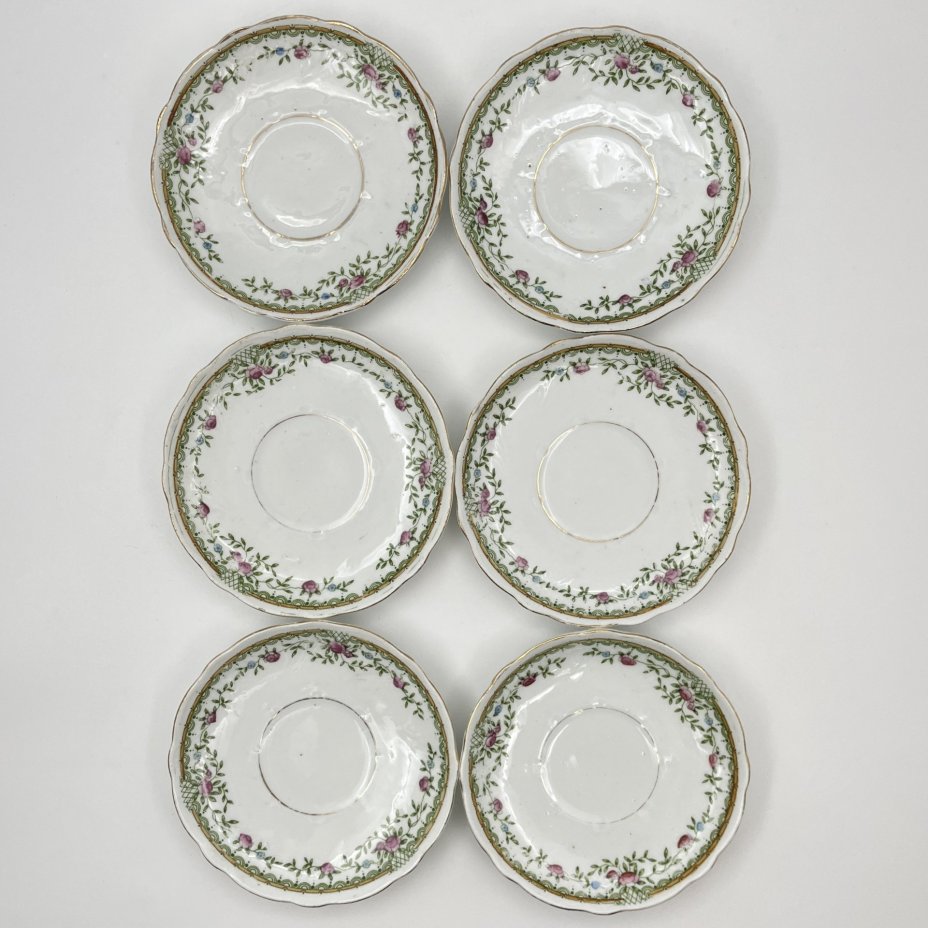 Набор из 4-х чайных пар и двух блюдец в стиле ар-нуво, фарфор, деколь с подрисовкой, золочение, Западная Европа, 1900-1930 гг.