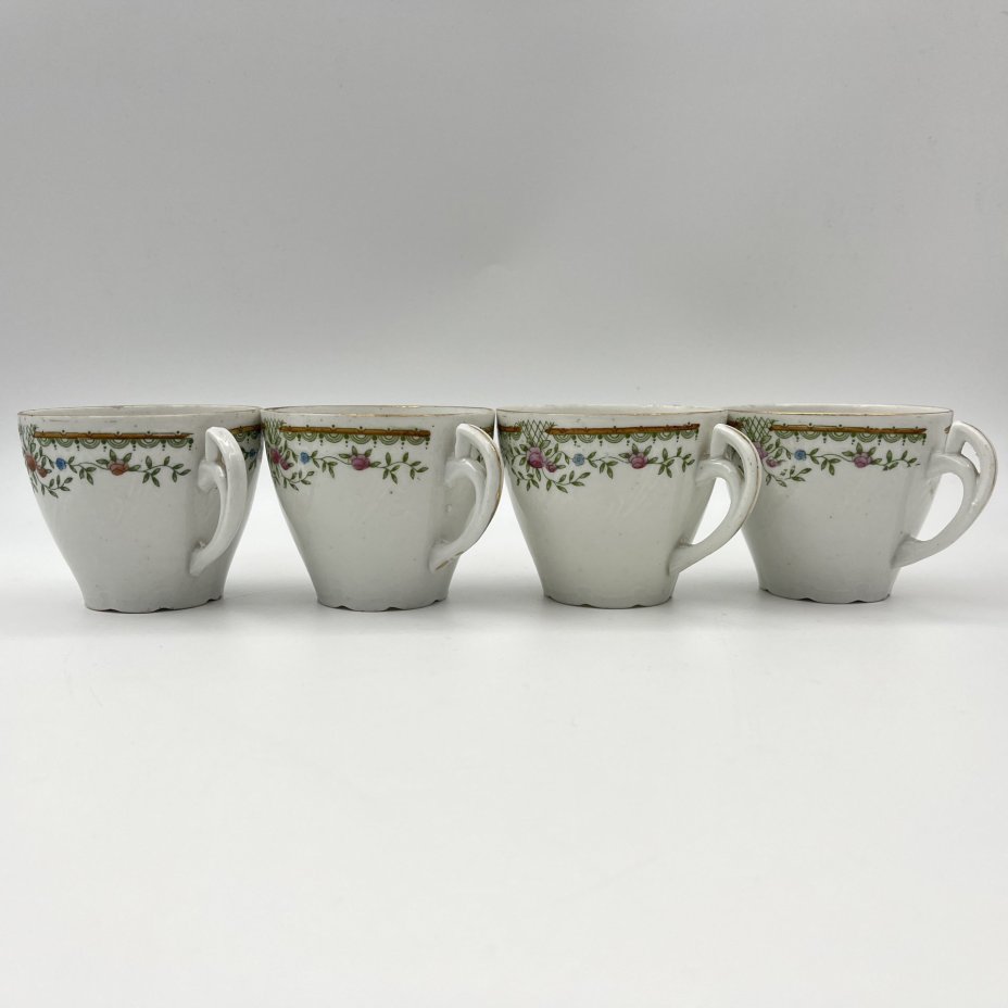 Набор из 4-х чайных пар и двух блюдец в стиле ар-нуво, фарфор, деколь с подрисовкой, золочение, Западная Европа, 1900-1930 гг.