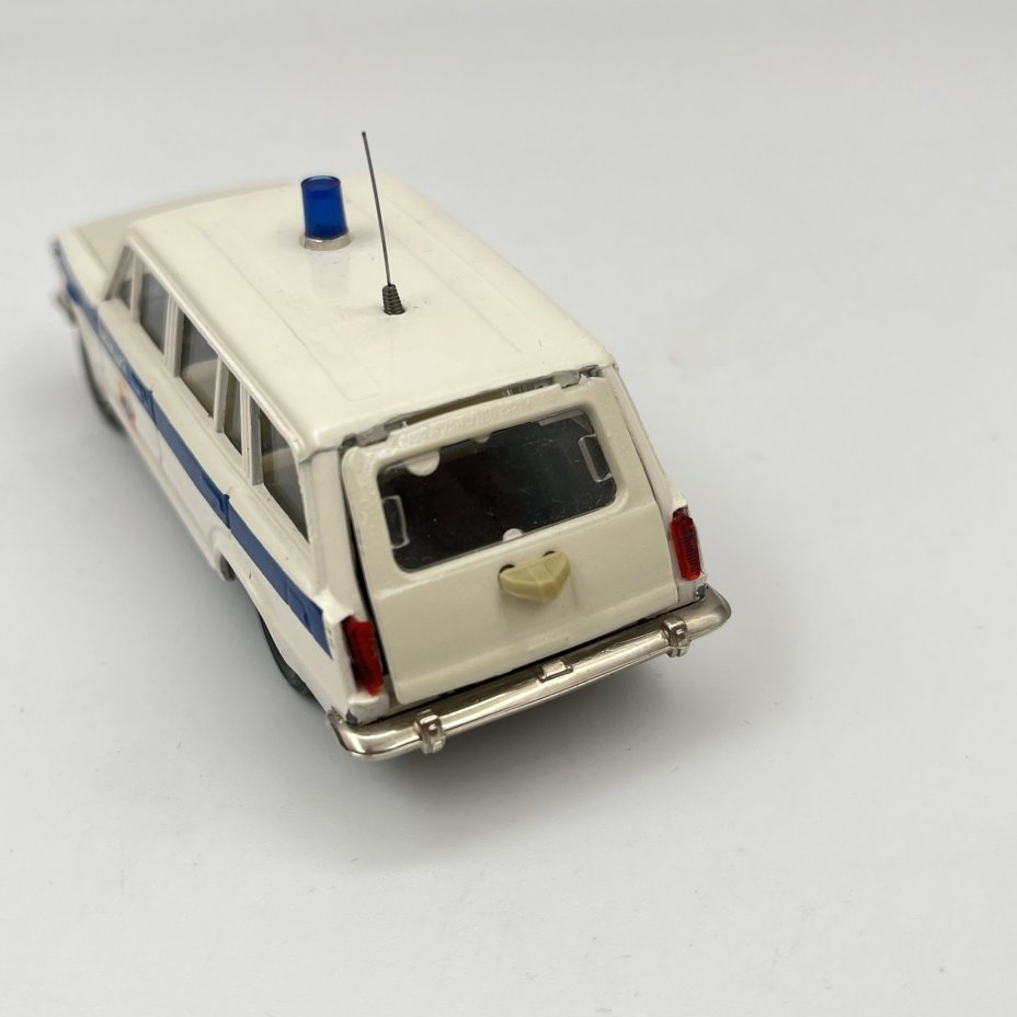 Модель автомобиля "ВАЗ-2102" (Милиция), авторская модель