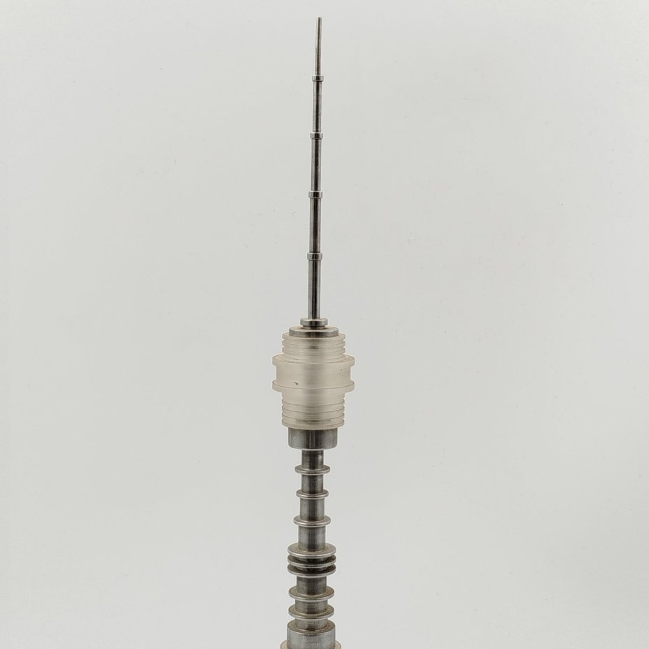 Статуэтка (настольный декор) "Останкинская телебашня"