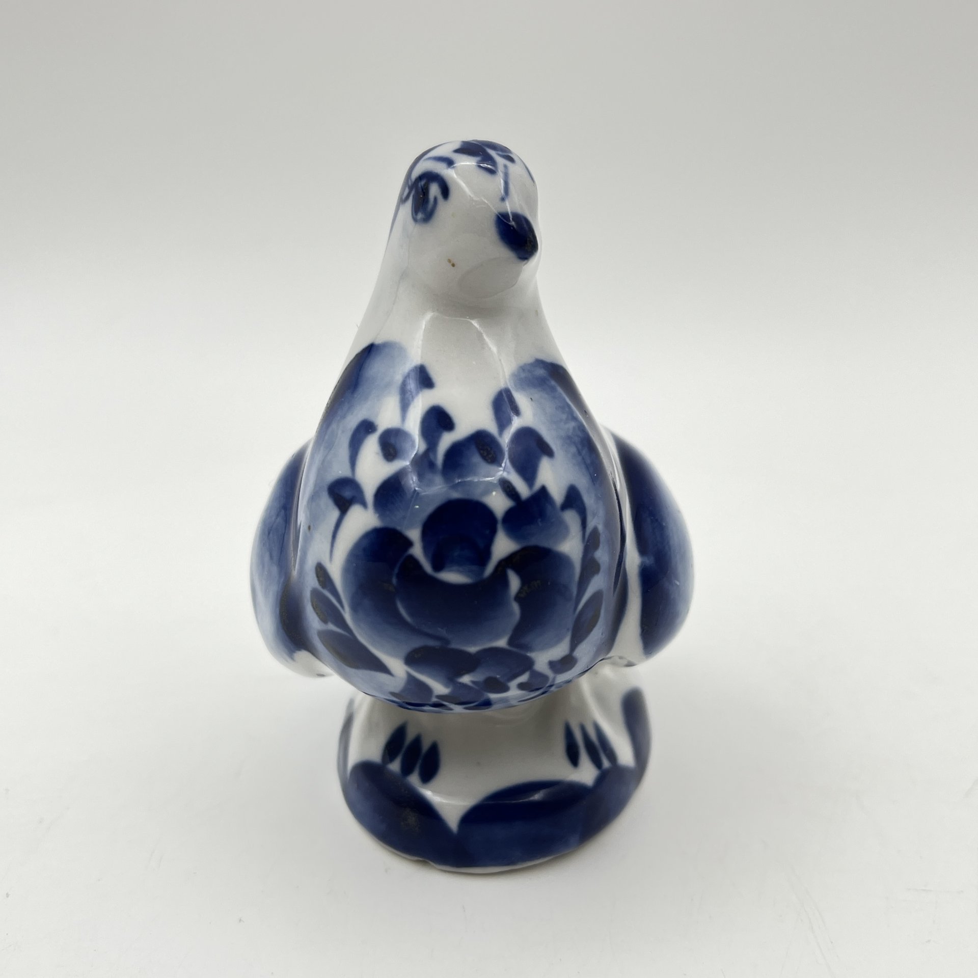 Статуэтка "Голубь", фарфор, роспись, Мастерская Гжель, Российская Федерация, 2000-2015 гг.