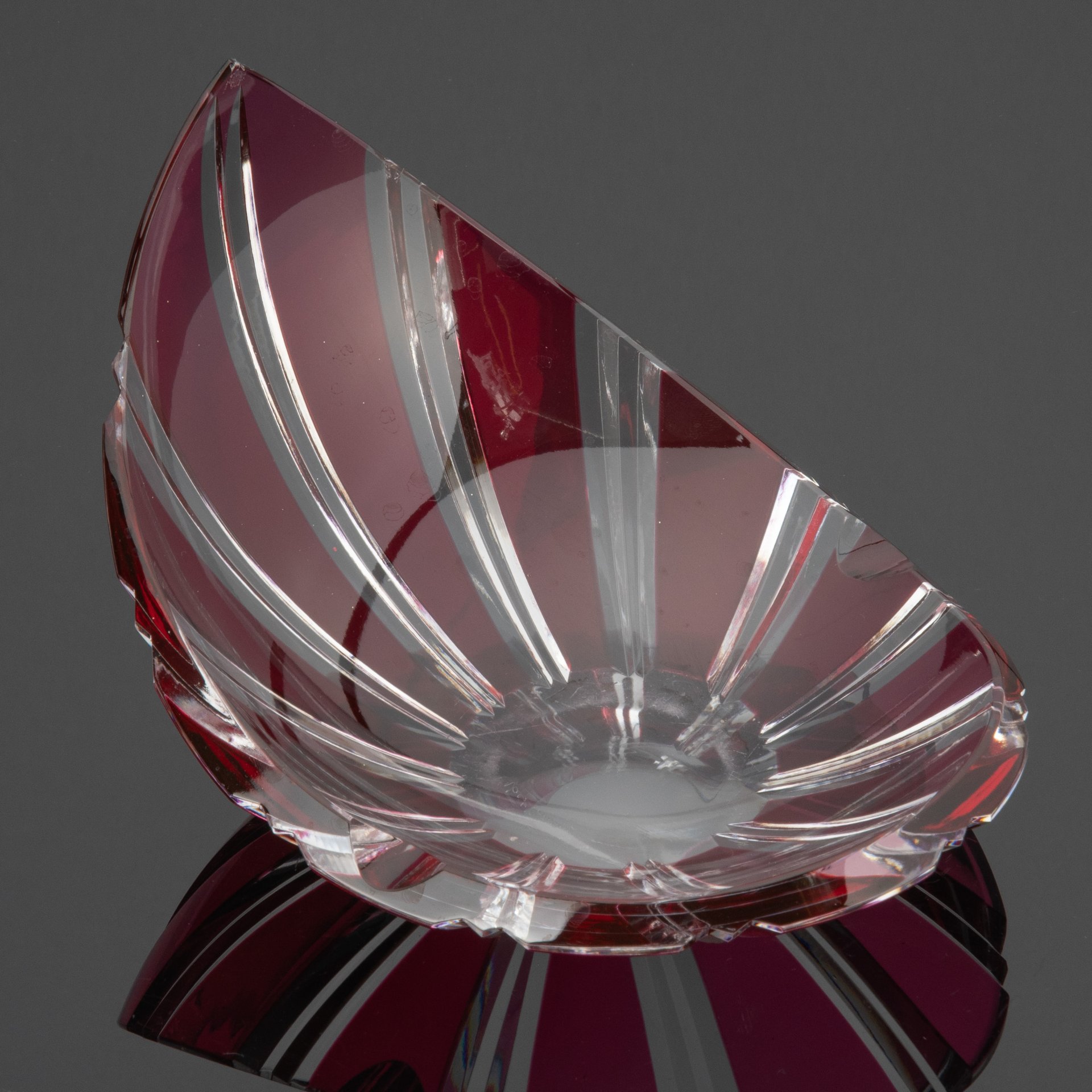 Пепельница необычной формы, хрусталь, гранение, Val Saint Lambert, Бельгия, 1950-1970 гг., Val Saint Lambert