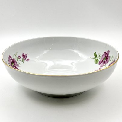 Салатник, украшенный цветочным декором, фарфор, деколь, золочение, Freiberger Porzellan, ГДР, 1970-1995 гг.