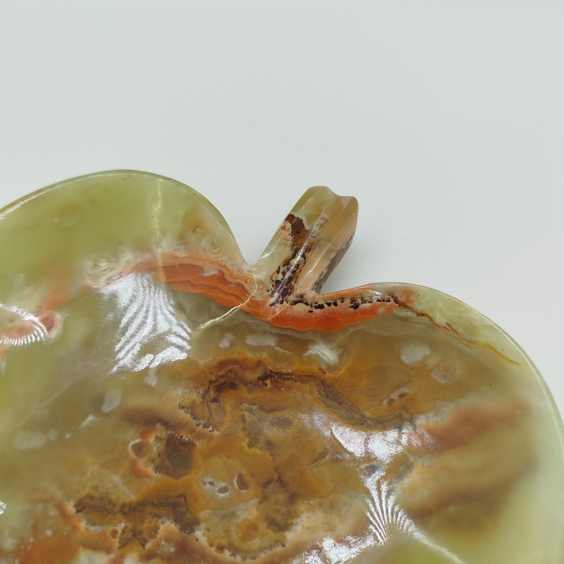 Пепельница/мелочница в виде листа, натуральный камень, резьба, Азия, 2000-2010 гг.