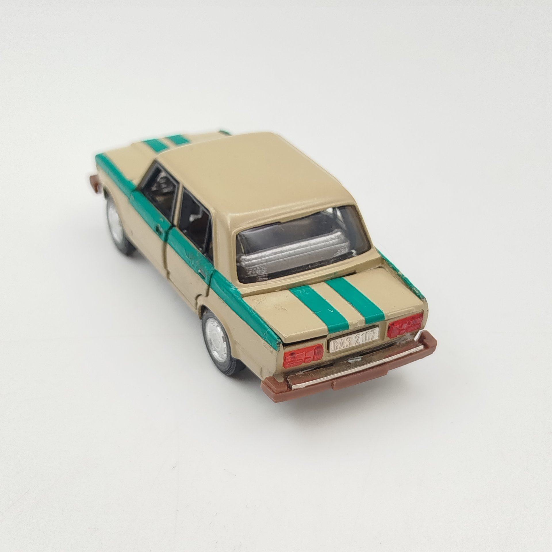Модель автомобиля "ВАЗ-2107", авторский, металл, пластик, картон, печать, СССР, 1980-1990 гг.