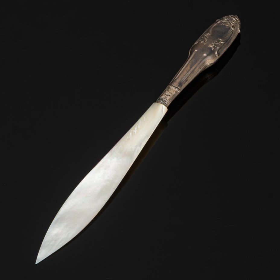 Нож для писем из перламутра в оригинальном кофре, мануфактура Dhers Madole Castres