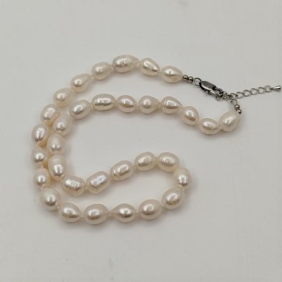 Бусы с бусинами вытянутой формы, металл, культивированный жемчуг, Азия, 2000-2020 гг.