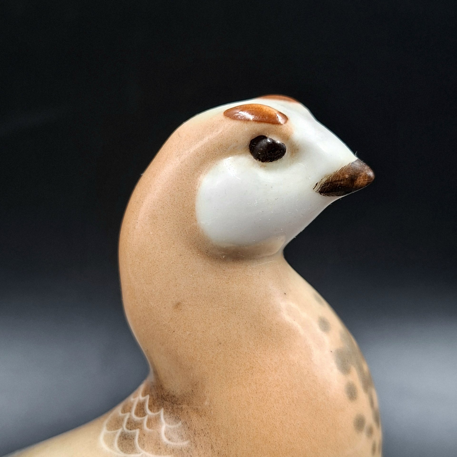 Статуэтка "Куропатка", скульптор П.П. Веселов, фарфор, роспись, Ленинградский фарфоровый завод (ЛФЗ), СССР, 1970-1992 гг.