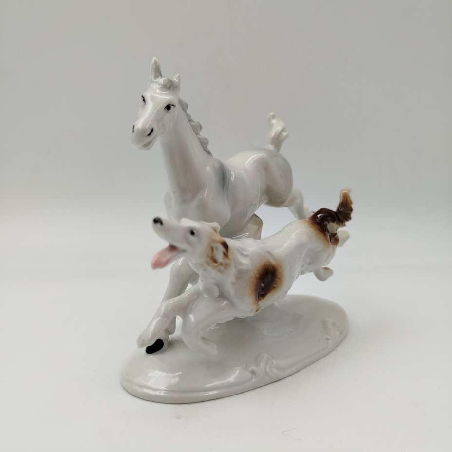 Статуэтка "Жеребенок с борзой", фарфор, роспись, Германия, 1950-1980 гг.