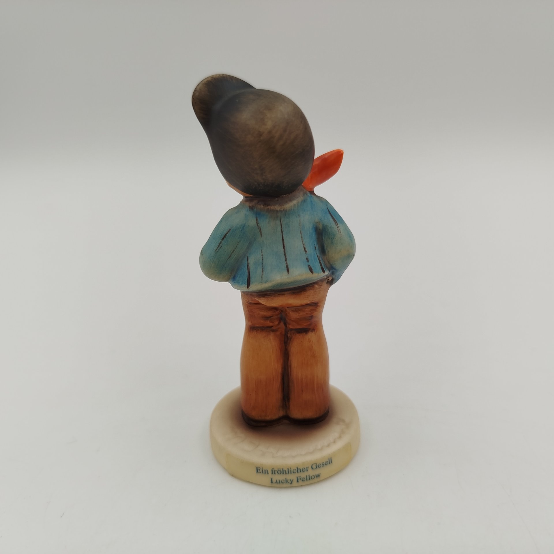 Статуэтка "Счастливчик",  M.I. Hummel  Membership, фарфор, роспись, Goebel, Goebel