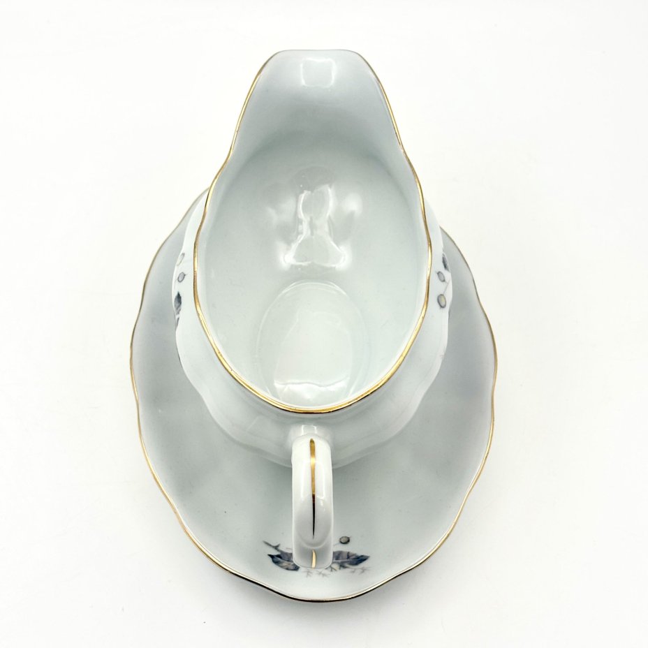 Соусник, украшенный изображением розы, фарфор, деколь, золочение, Karolina (Фарфоровая мануфактура «Каролина», Польша), Польша, 1980-1990 гг.