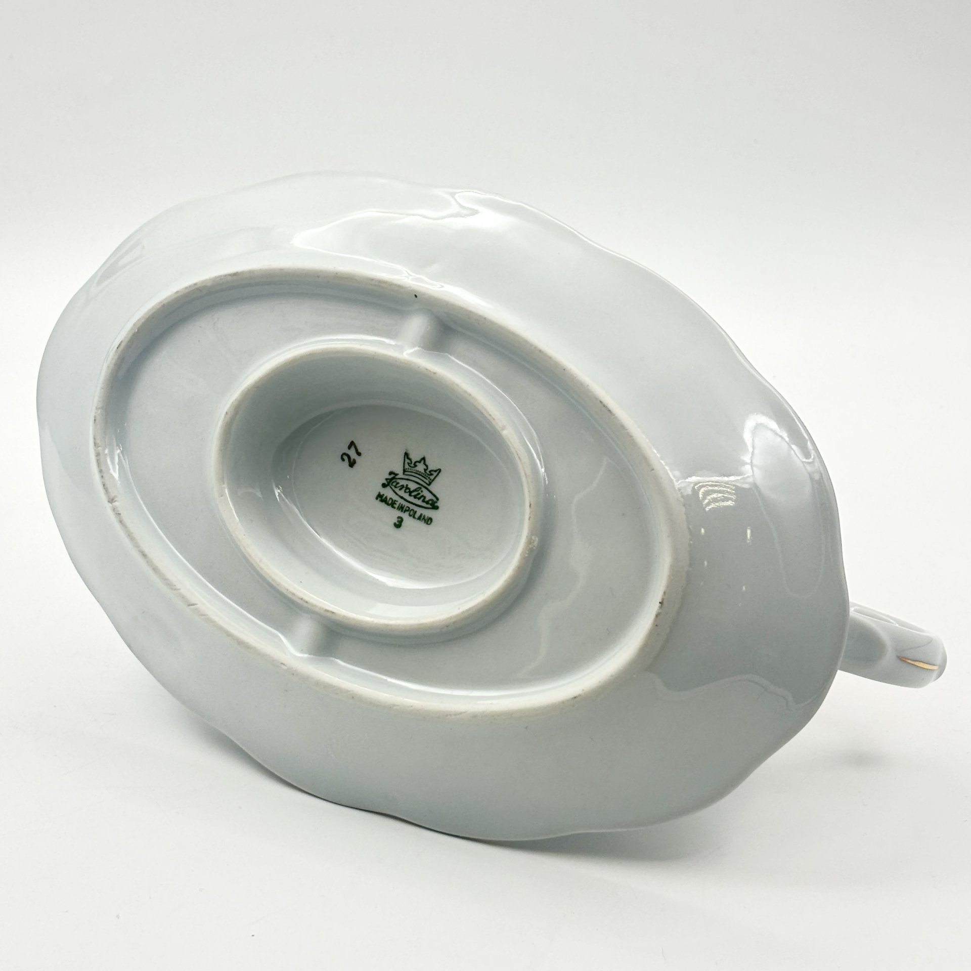 Соусник, украшенный изображением розы, фарфор, деколь, золочение, Karolina (Фарфоровая мануфактура «Каролина», Польша), Польша, 1980-1990 гг.