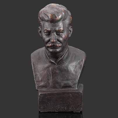 Бюст "И.В. Сталин", автор Николай Василик, керамика, восстановительный обжиг, тонирование, Гжельский экспериментальный керамический завод «Всехудожник», СССР, 1933 г.