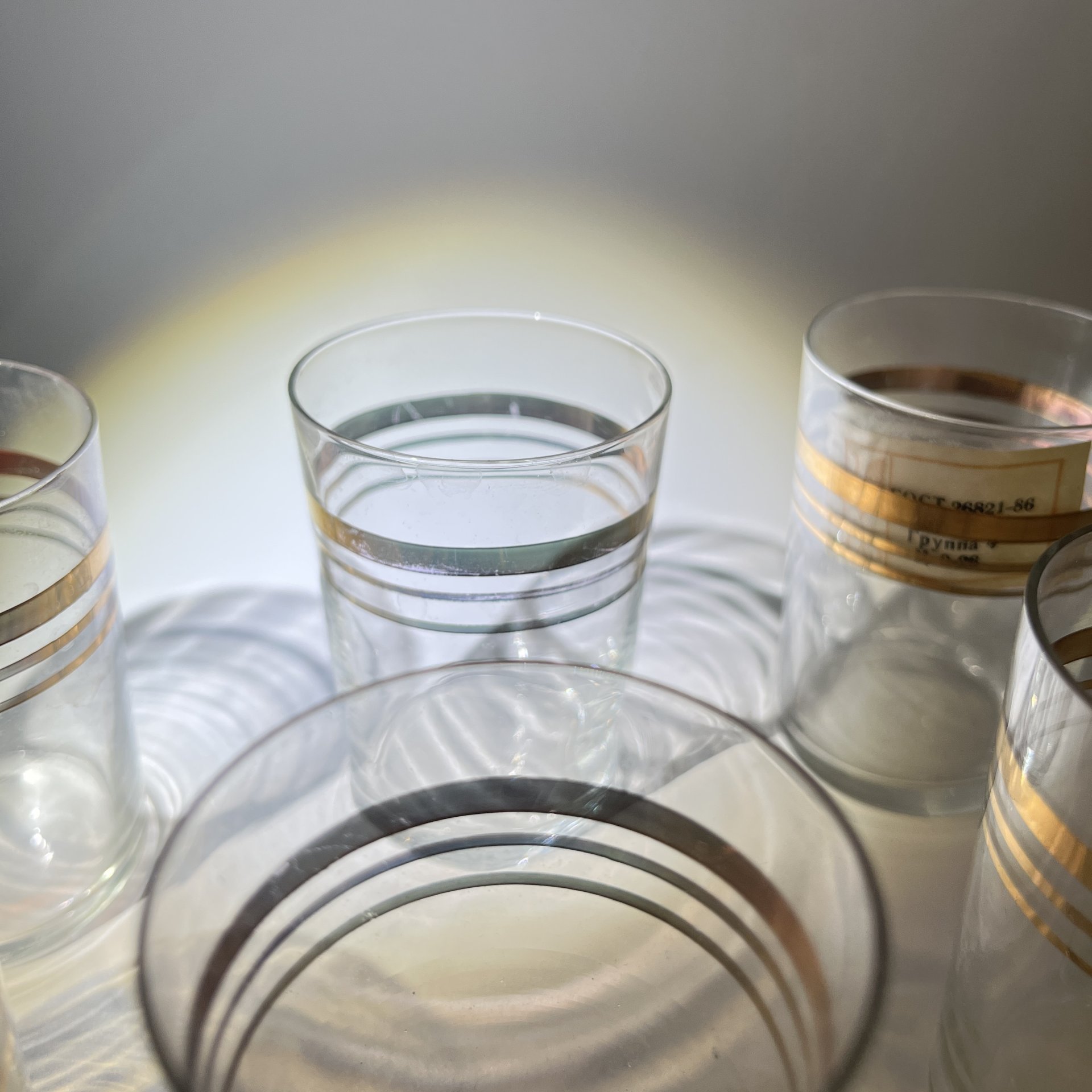 Набор из 6 стопок с декоров в виде золотой полосы, стекло, золочение, Гусевской хрустальный завод (Гусь-Хрустальный), СССР, 1970-1980 гг.