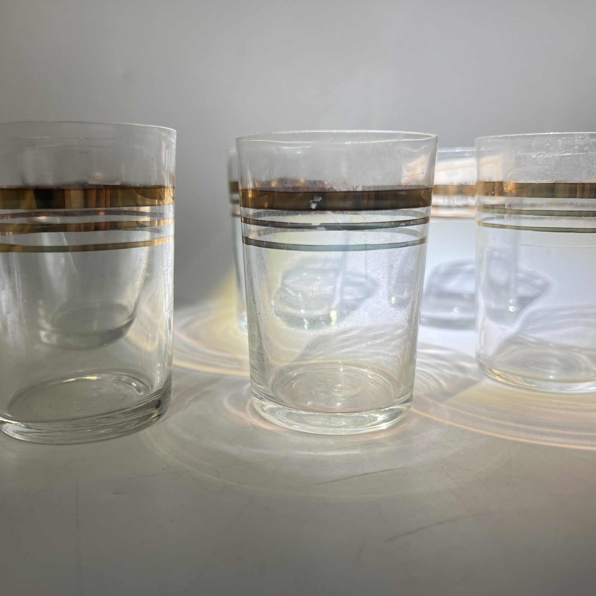 Набор из 6 стопок с декоров в виде золотой полосы, стекло, золочение, Гусевской хрустальный завод (Гусь-Хрустальный), СССР, 1970-1980 гг.