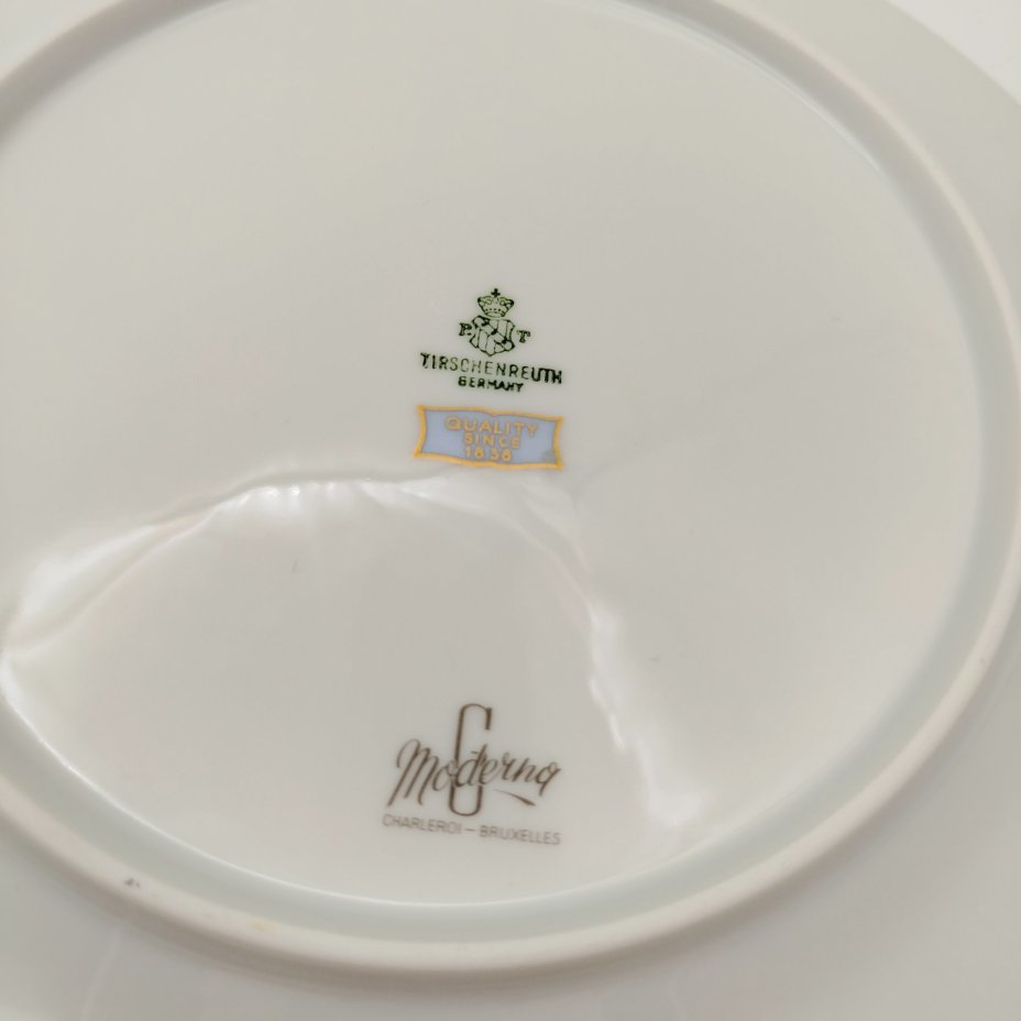 Набор тарелок для горячих блюд с растительным декором на 6 персон, серия "Charleroi-Bruxelles", фарфор, золочение, Tirschenreuth, Германия, 1969-1990 гг.