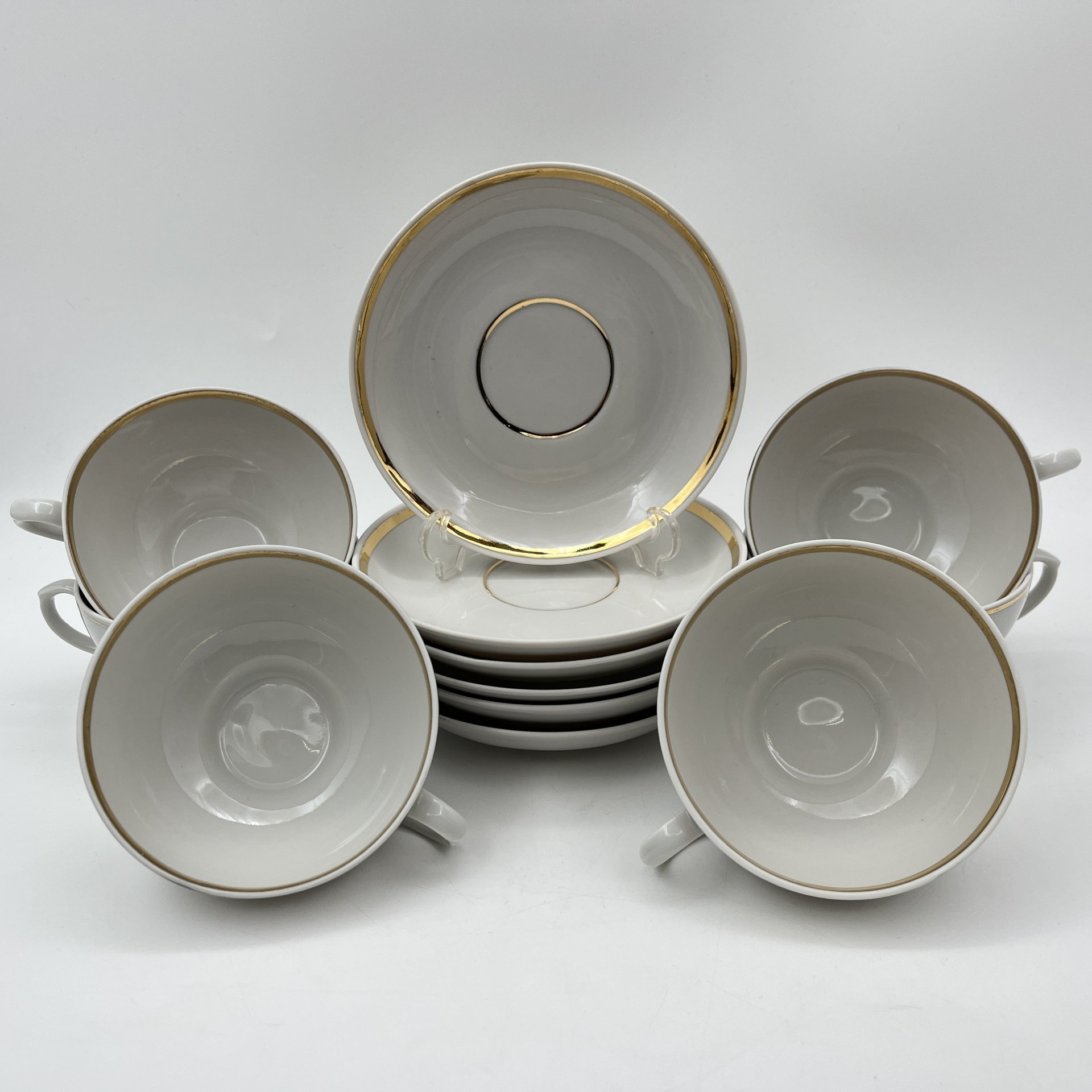 Набор из шести чайных пар с золотистым кантом, фарфор, золочение, Дулевский фарфоровый завод (Дулёво), СССР, 1968-1991 гг.