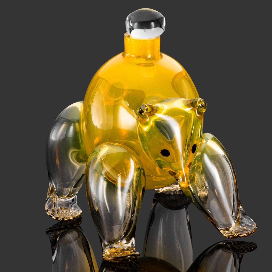 Штоф "Медведь", автор Мациевский Ярослав Григорович (?), стекло, гутная техника, Львовская керамико-скульптурная фабрика (ЛКСФ), СССР, 1970-1990 гг.