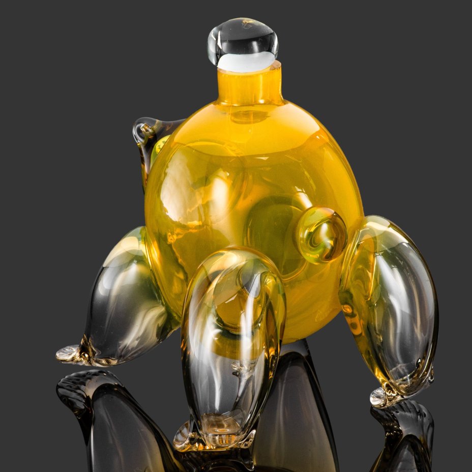 Штоф "Медведь", автор Мациевский Ярослав Григорович (?), стекло, гутная техника, Львовская керамико-скульптурная фабрика (ЛКСФ), СССР, 1970-1990 гг.