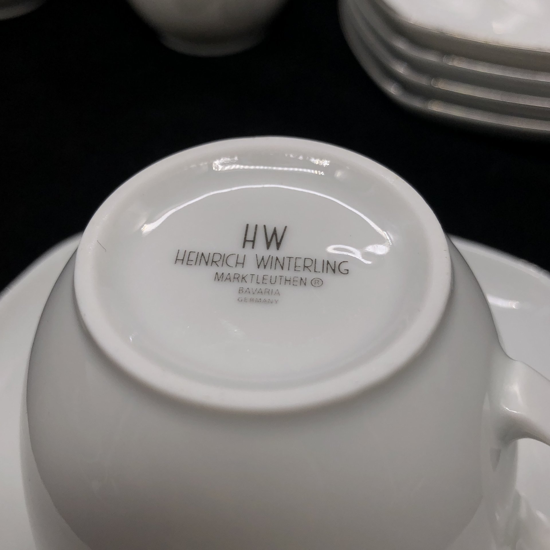 Набор из 6 чайных пар с цветами, фарфор, деколь, Heinrich Winterling GmbH & Co. KG, Бавария, 2000-2010 гг., Heinrich Winterling GmbH & Co. KG
