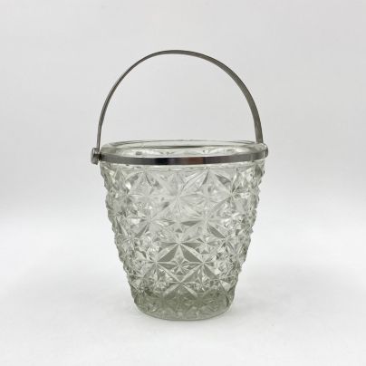 Сахарница с ручкой, декорированная рельефным орнаментом, стекло, сплав металла, СССР, 1970-1990 гг.