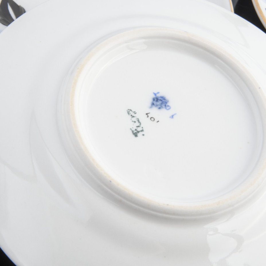 Набор блюдец "Синие цветы" на 3 персоны, художница Беспалова Т.Н., фарфор, роспись, золочение, Ленинградский фарфоровый завод (ЛФЗ), СССР, 1950-1960 гг., Ленинградский фарфоровый завод (ЛФЗ)