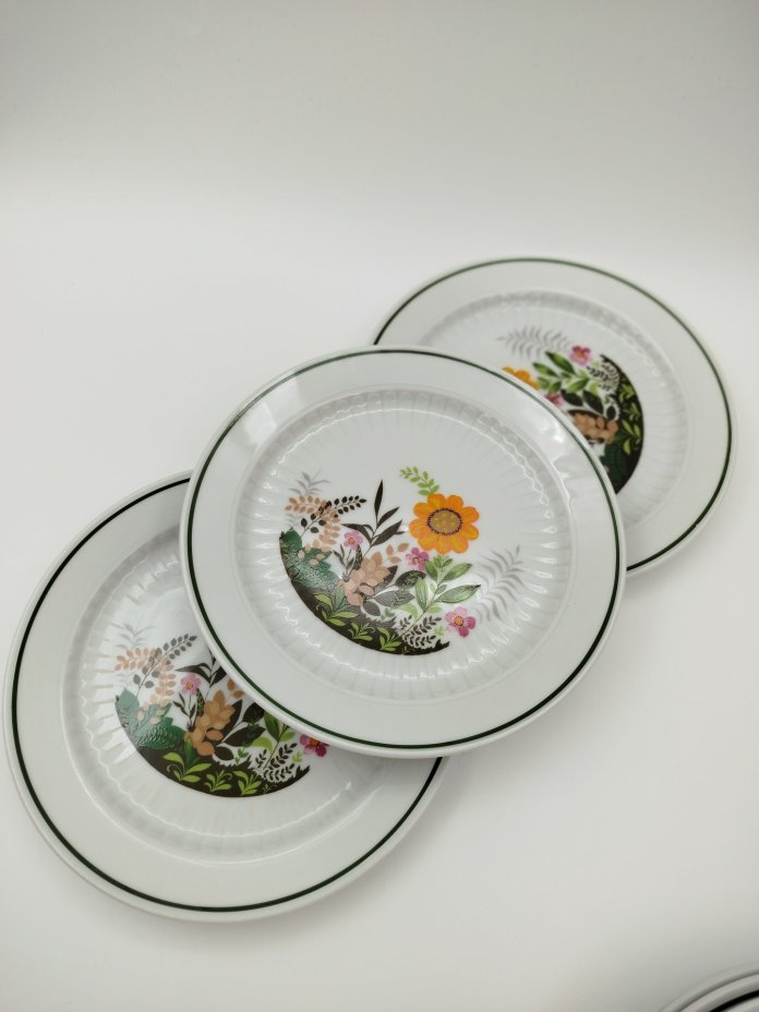 Набор из 8-ми десертных тарелок с изображением цветов, фарфор, деколь, Winterling Marktleuthen Bavaria, Германия, 1960-1980 гг.