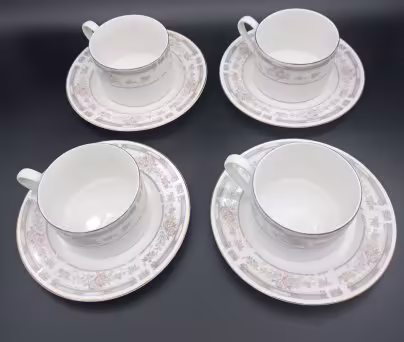Комплект из 4 чайных пар с цветочным декором, Farberware