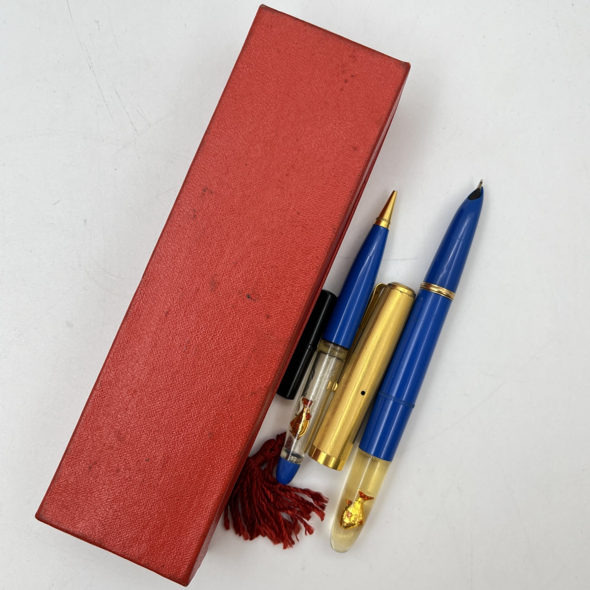 Ручка перьевая и карандаш "Золотая рыбка"  в оригинальной коробке