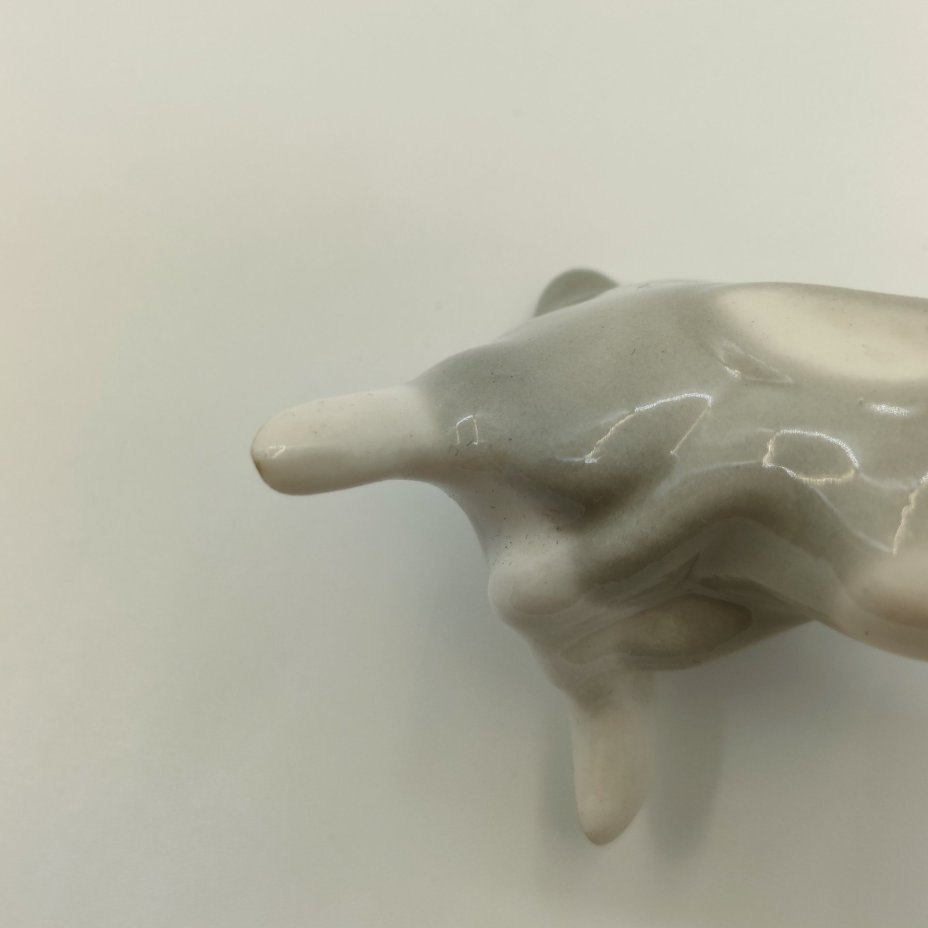 Статуэтка "Заяц", автор модели Н.Е. Муратов, автор росписи И.И. Ризнич, фарфор, роспись, Ленинградский фарфоровый завод (ЛФЗ), СССР, 1950-1960 гг.