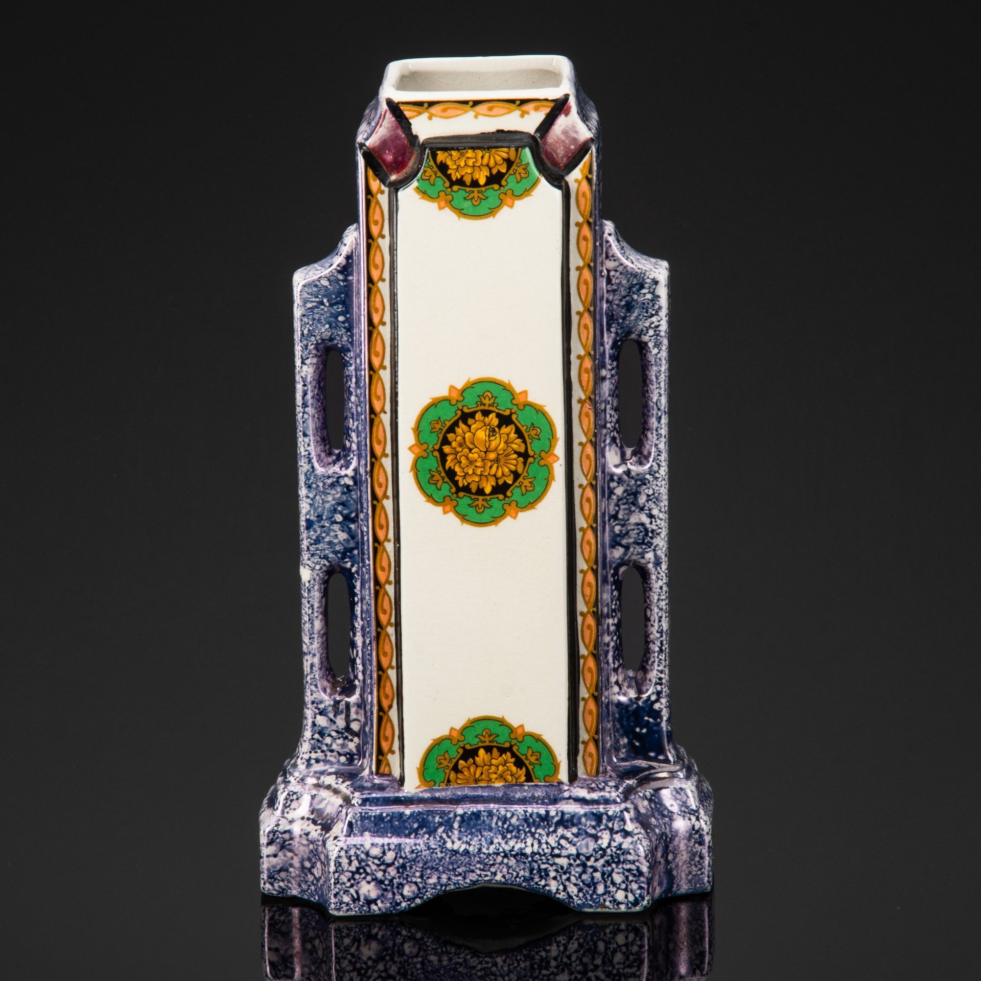 Ваза с цветочным декором в стиле Art Deco, M.W, фаянс, люстр, деколь, Западная Европа, 1920-1940 гг.