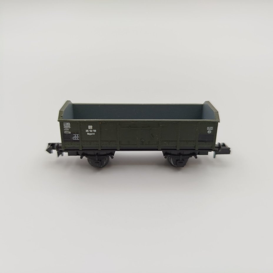 Модель товарного железнодорожного вагона "5.4125-015", в оригинальной коробке, Piko