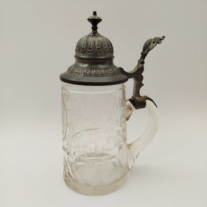 Кружка пивная с монограммой "NJ" и растительным декором, стекло, гравировка, гранение, металл, Западная Европа, 1880-1910 гг.