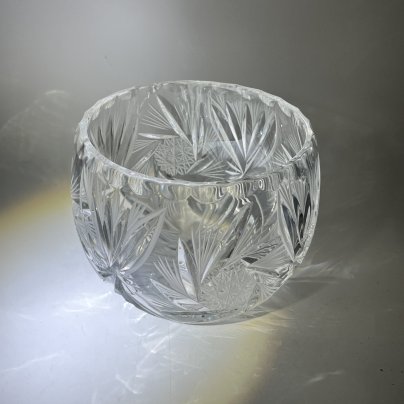 Салатник (конфетница) с резным геометрическим декором, хрусталь, пресс, алмазная грань, СССР, 1970-1990 гг.