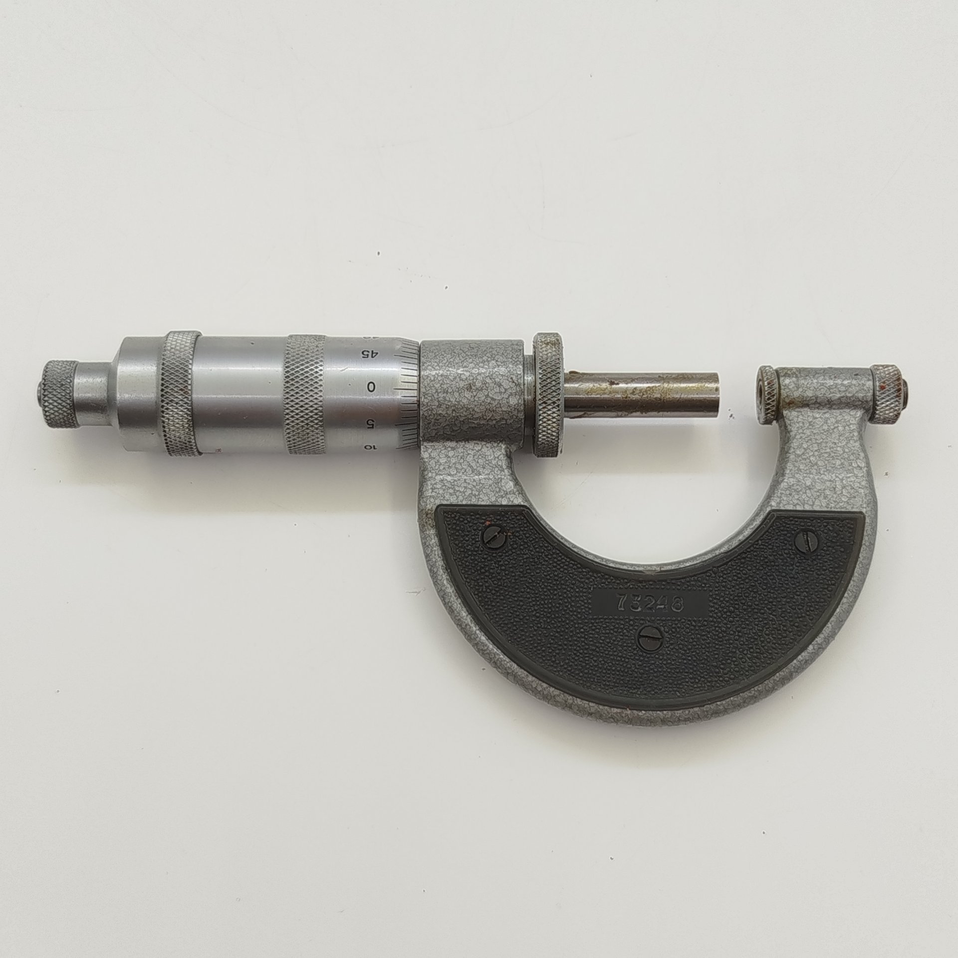 Микрометр типа МВМ 0-25 мм, завод "Красный инструментальщик"