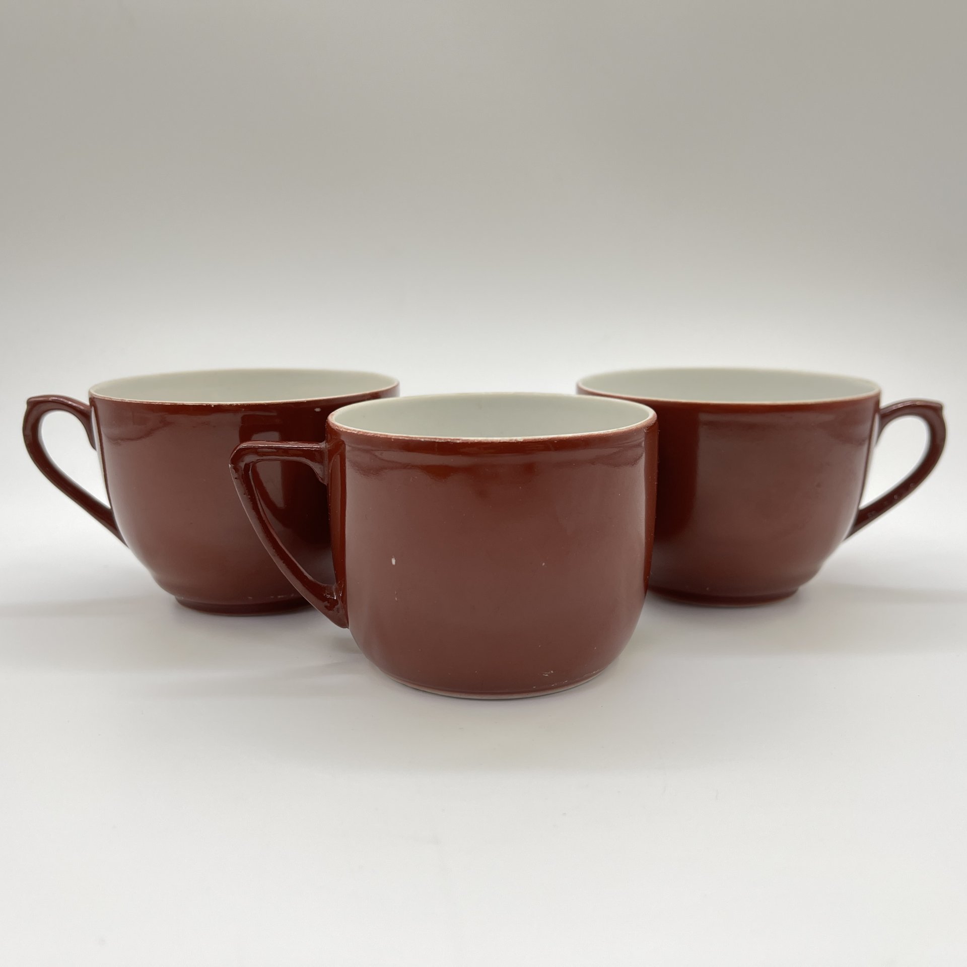 Набор чайных чашек на 3 персоны (в подборе), фарфор, крытье, Дмитровский фарфоровый завод (ДФЗ Вербилки), СССР, 1951-1954 гг.