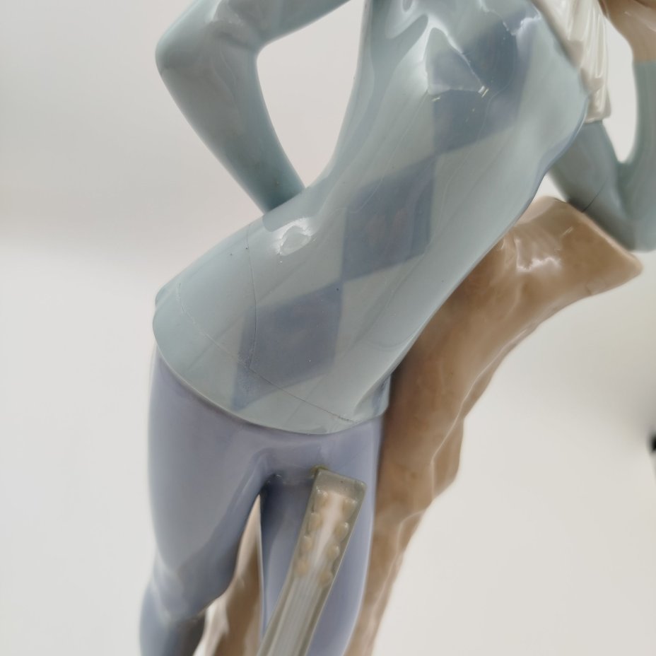 Статуэтка "Арлекин" (склейка), бисквит, роспись, NAO Porcelain, Испания, 1970-1990 гг.